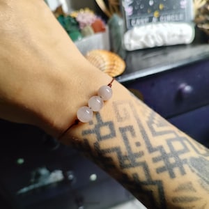 Átate una pulsera de cristal / Joyas de hechizo intencional de bruja / Carta de oráculo y talismán espiritual, amor propio, prosperidad, regalo de protección