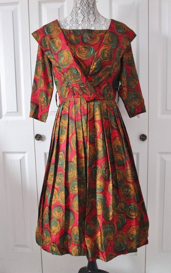 1950s Fashion Fair Red and Green Christmas Full Sk