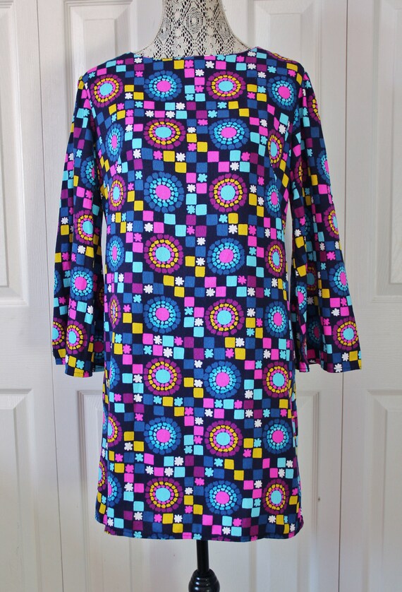 1960s Mod Psychedelic Barkcloth Dress Medium