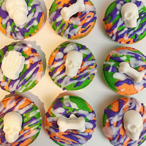 skull and bones tobacco leaves Spooky Donut Bath Bomb With Bones,tobacco and Bay Leaf, Halloween Bath  Bombs, Skulls and Bones Bath Bomb, Halloween Gift