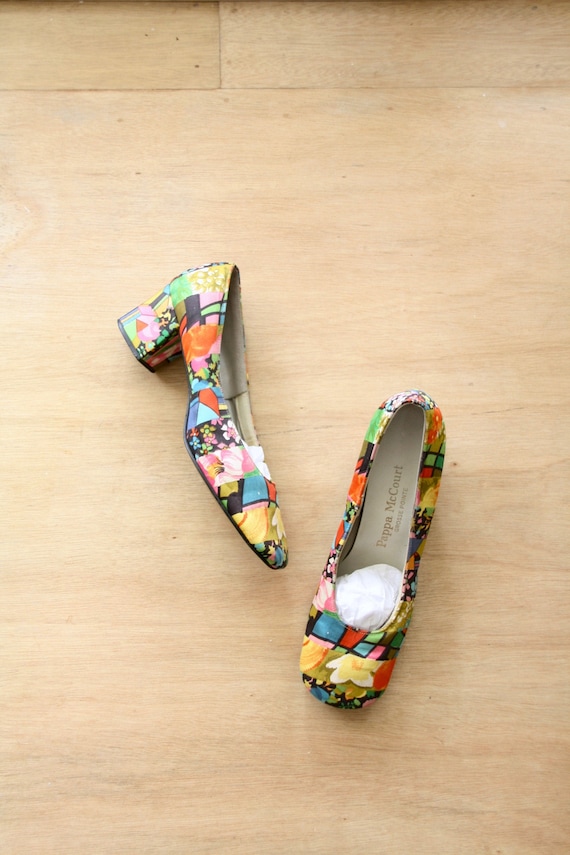 floral pumps low heel