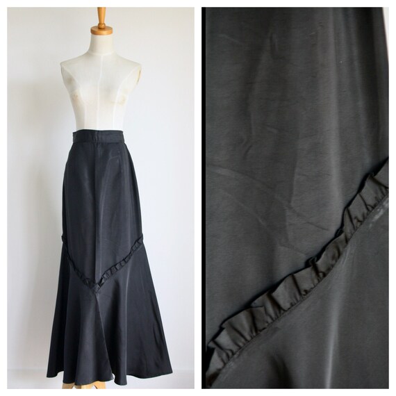 1930s Black ruffle skirt. Edwardian black fish tai