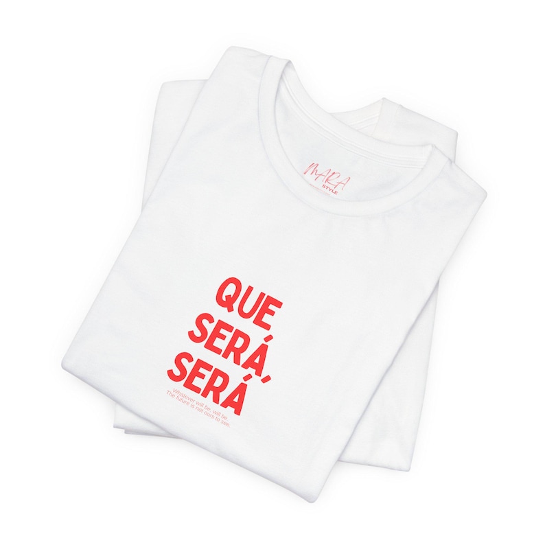 Camiseta Que Sera Sera: Camiseta de algodão penteado com cores confortáveis imagem 1