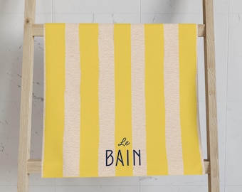 Toalha de mão listrada amarela Le Bain, decoração de banheiro francesa em amarelo e creme.