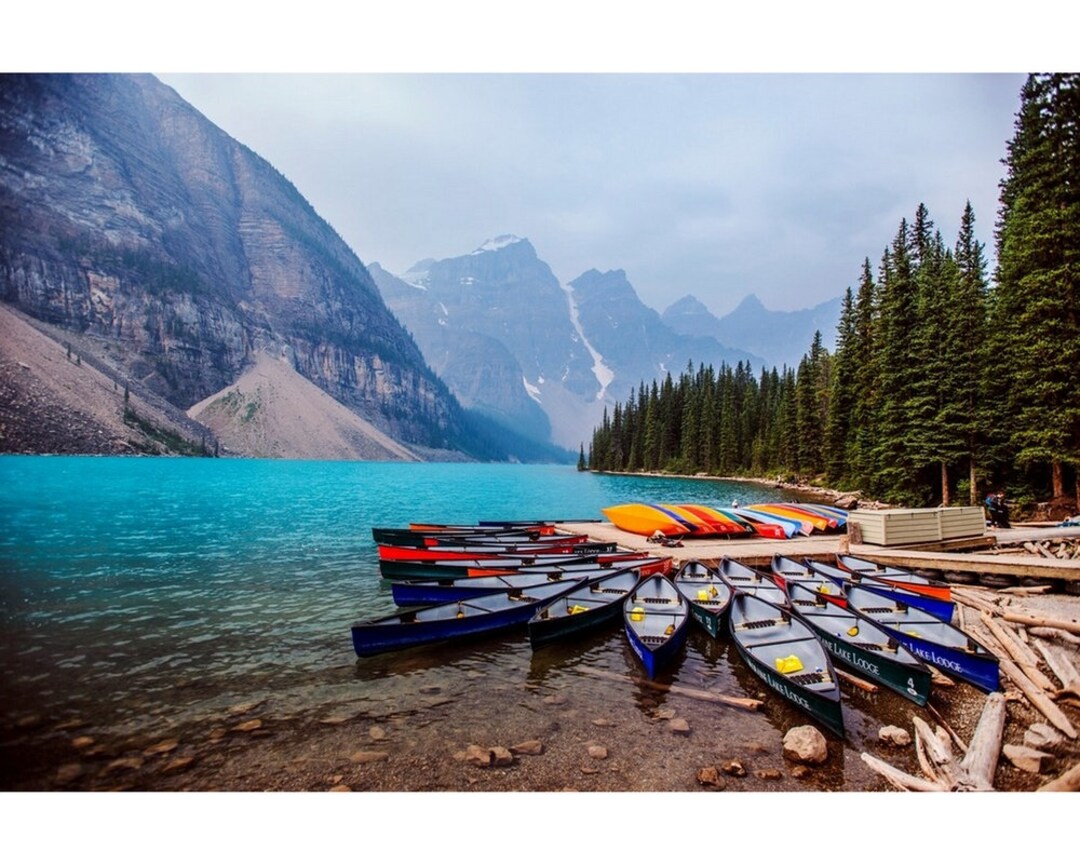 Canoes At Moraine Lake Banff National Park Alberta Canada Etsy 日本