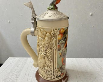 Vintage 2000 American Songbirds Stein Series "Robin" Anheuser-Busch Beer Stein-