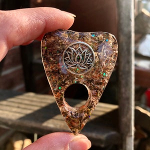 Mini Flowering Lotus Planchette