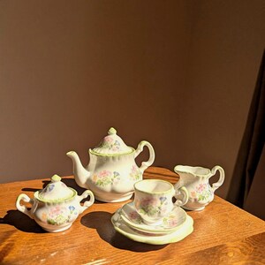 Objets d'Art Miniature Tea Set: Fine Bone China, Floral Pattern, Made in England