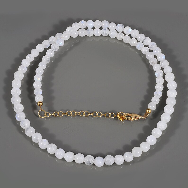 Collier de pierre de lune arc-en-ciel, collier de perles de pierres précieuses, collier de perles rondes, bijoux de perles faits à la main, collier pour femmes, cadeau pour petite amie image 3