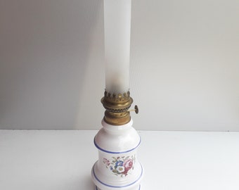 Antique oil lamp - porcelain with floral decoration