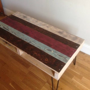 Coffee table reclaimed wood in farmhouse style, unique rustic and industrial pallet table with a coloured burnt finish urban style