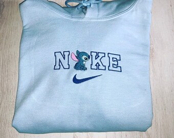 light blue nike jumper vintage