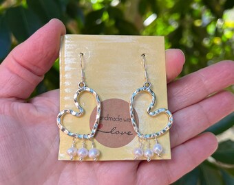 Sterling Silver Pearl heart, Pearl Earrings, Freshwater Pearl Chandelier earrings, silver heart earrings