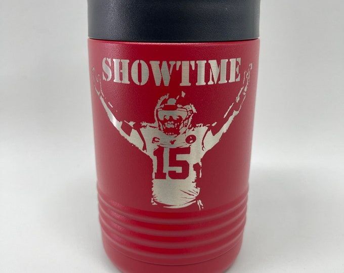 12 oz skinny can cooler // 12oz insulated metal can cooler// Kansas City chiefs // outdoor drink wear// tailgate // Patrick Mahomes