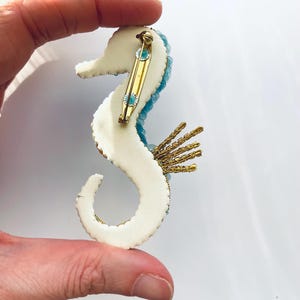 Perlen Brosche echtes Seepferdchen, Seepferdchen Brosche, Handarbeit, Feen Seepferdchen, Brosche handgemacht, Bijoux femme, Perlenbrosche, Handarbeit Bild 4