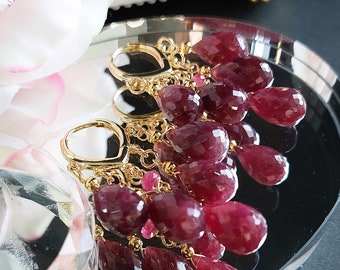 Ruby gouden oorbellen, Ruby kroonluchters, harthoepels, cluster edelsteen oorbellen, halfedelstenen oorbellen, echte Ruby sieraden verjaardagscadeau