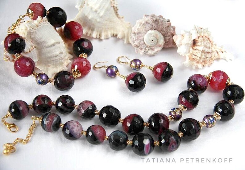 Gold filled necklace with black and lilac agate beads Gift for wife Gemstone necklaces for women Beaded choker Birthday gifts for her