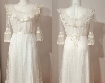 antique looking wedding dresses