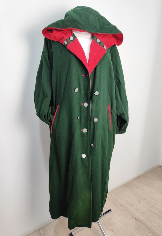 Vintage long green coat from 70s 80s, bawarian, Au