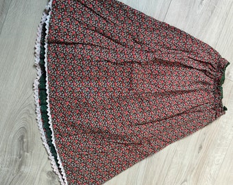 Vintage XXS flower 70s skirt, cute, romantic, dirndl, bawarian, bavary, folk, prairie, fit waist, all cover with flowers, can be for child