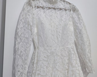 vintage 80s wedding dress, simple, lace, flowers, flower lace, A, size xS extra small, minimalistic, bride, white dress