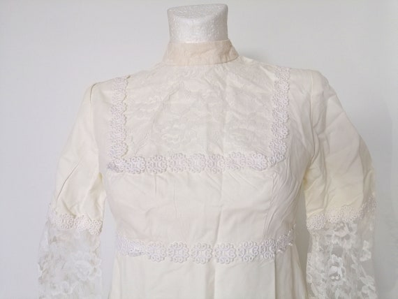 Vintage 50s 60s dress, like 70s, long cream weddi… - image 4