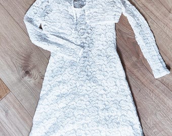 vintage xs xxs wit jaren 90 mini, jurk zomer, feest, wit, kant, bloemornament, delicate romantische bolero, crop top, mini met crop blouse
