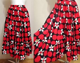 Vintage 70s floral skirt,mod print, floral hippie skirt, red dots white flowers,flared skirt, high waist skirt, tiny | size XS to S small