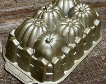 Nordic Ware Vintage Pumpkin Harvest Loaf Pan ~ 6c/1.4L Williams-Sonoma 3D Cake Pan
