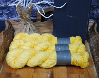 Yarrow 100% SW Merino Bulky Yarn