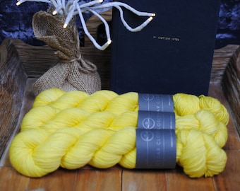 Daisy Yellow SW 75/25 Merino/Nylon Blend Yarn DK