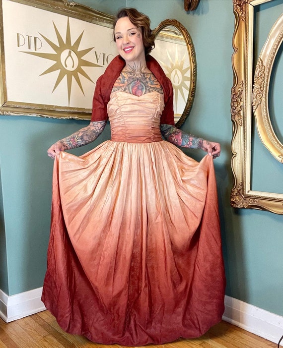 1940s Vintage Carmine Ombré Moire Ball Gown - image 2