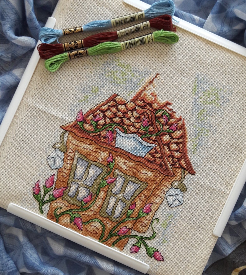 Easy home style. A Spring House Modern Cross Stitch Pattern with a magical wooden house surrounded by flowers PDF file instant download