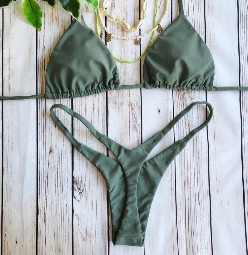 BIKINI AFRODITE Classico bikini perizoma vita bassa con parte anteriore a V, top bikini a triangolo Green