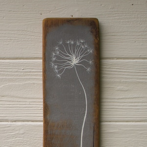 Small Dandelion skeleton dark grey reclaimed wood