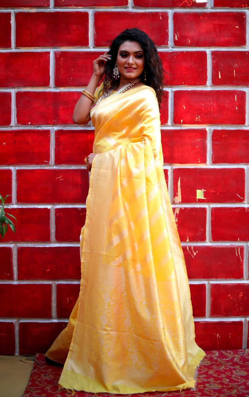 Yellow Colore Kanchipuram Silk Look Saree Indian Traditional Saree Bollywood Style Exclusive Party Wear Soft Lichi Silk Saree