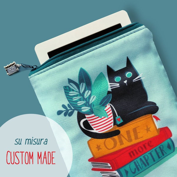 Ereader sleeve with black cat "One more chapter", Kindle Paperwhite 2021 Voyage case, Kobo Clara Nia Aura cover, Pocketbook and Tolino case