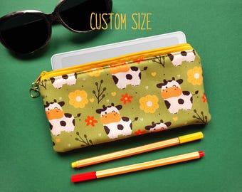 Pouch for Onyx Boox Palma, Bigme Hibreak Pro, InkPalm Mini, Miyoo Mini Plus, Retroid Pocket, Nintendo 3DS, Game Boy, cows eyeglasses case