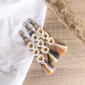 Macramé bloem sleutelhanger - gerecycled katoen