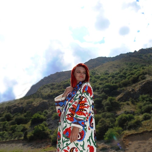 Unisex Men Woman Robe Bukhara Design White shops Silk Embroidered Uzbek Tajik Chapan Light Coat Kaftan From Uzbekistan Author's Work 097