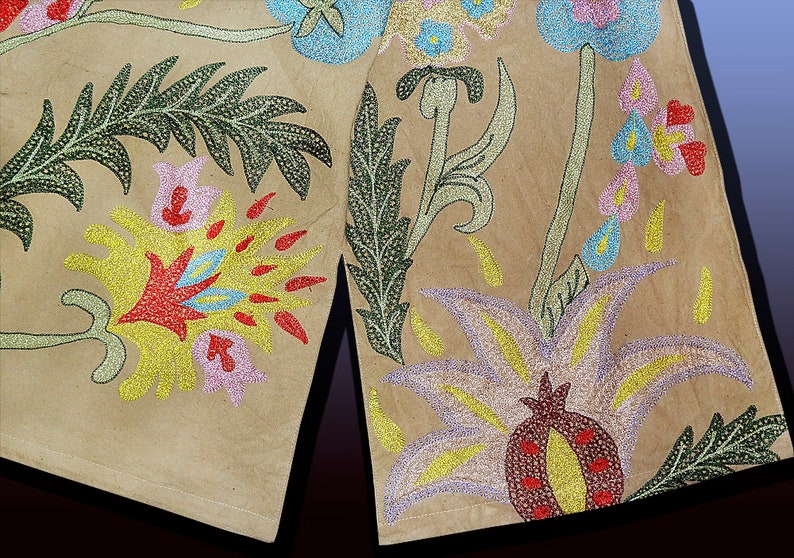 Unisex Ottoman Flowers Natural Colored Silk Embroidered Uzbek Tajik Chapan Light Coat Kaftan From Uzbekistan Author/'s Work 092