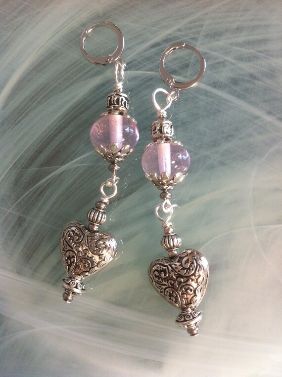 Orecchini A Goccia Con Perle Di Vetro Di Murano &ndash; Cuore E Fiore, 5 Colori