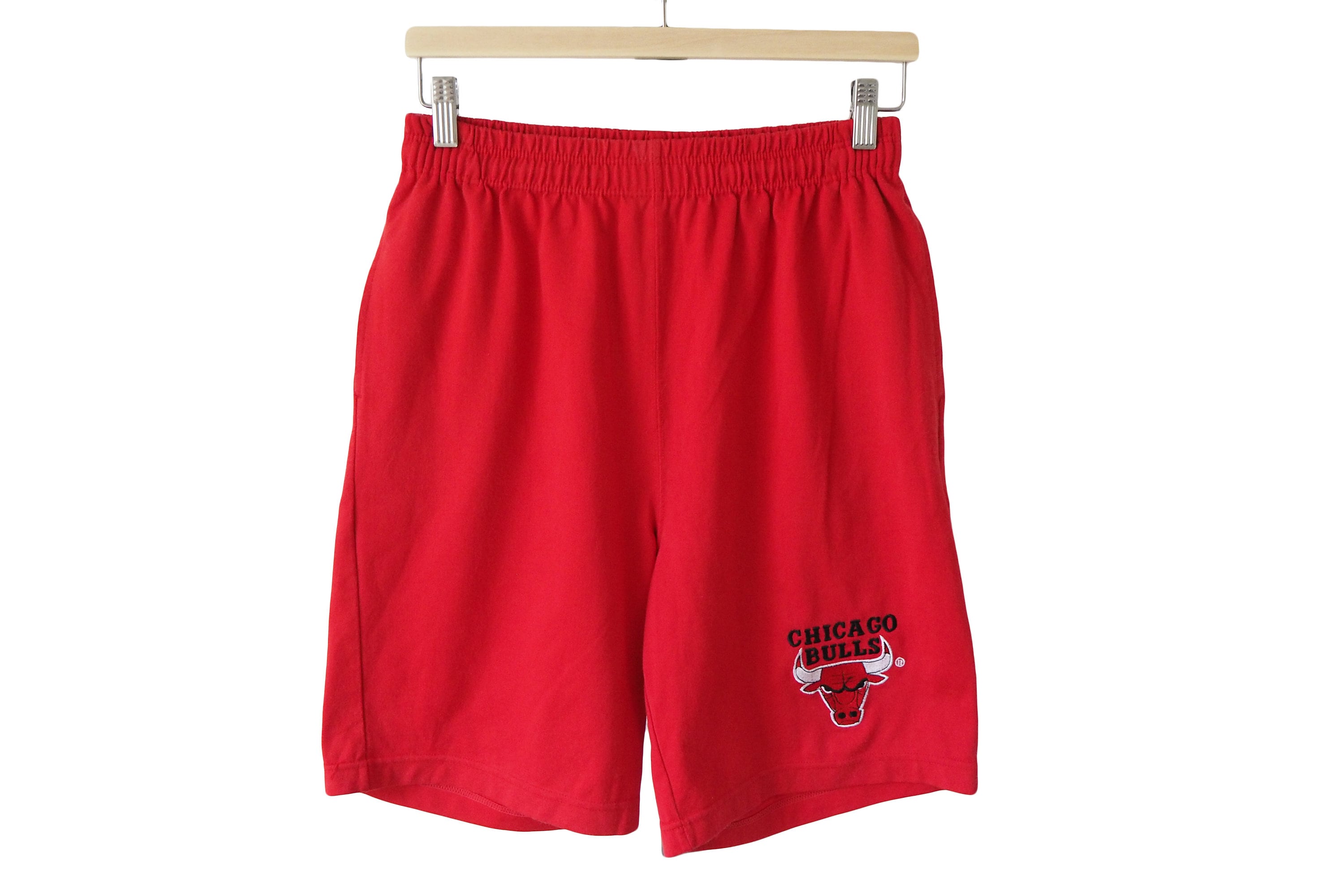 NWT MITCHELL & NESS CHICAGO BULLS WHITE STRIPED BASKETBALL SHORTS SZ L NBA  RED