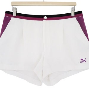Vintage PUMA Tennis Shorts Größe XL weiß im klassischen 80er Jahre Retro Sport Style