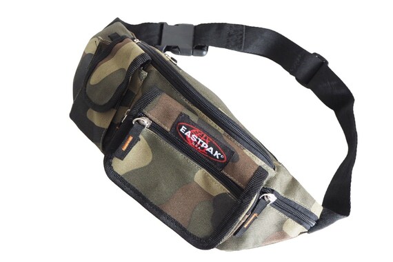 Banane eastpak militaire hotsell