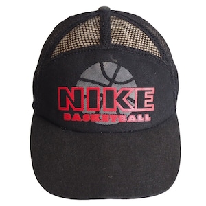 Vintage NIKE Basketball Trucker Cap black 90s style big logo made in Taiwan hat