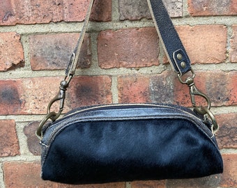 Vintage 1990s leather baquette bag