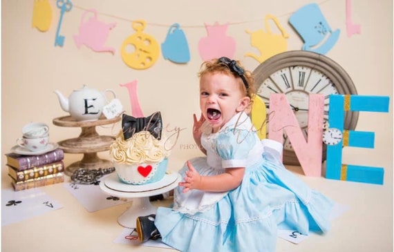 Alice in wonderland first birthday outfit clearance