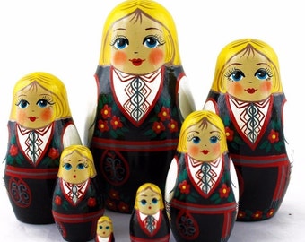 Hand-Painted Nesting Dolls: Traditional Norway Costume, 7 Piece Set