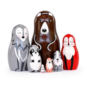 Set di 7 matrioske di animali del bosco / Orso, volpe, lupo, procione, dipinte a mano